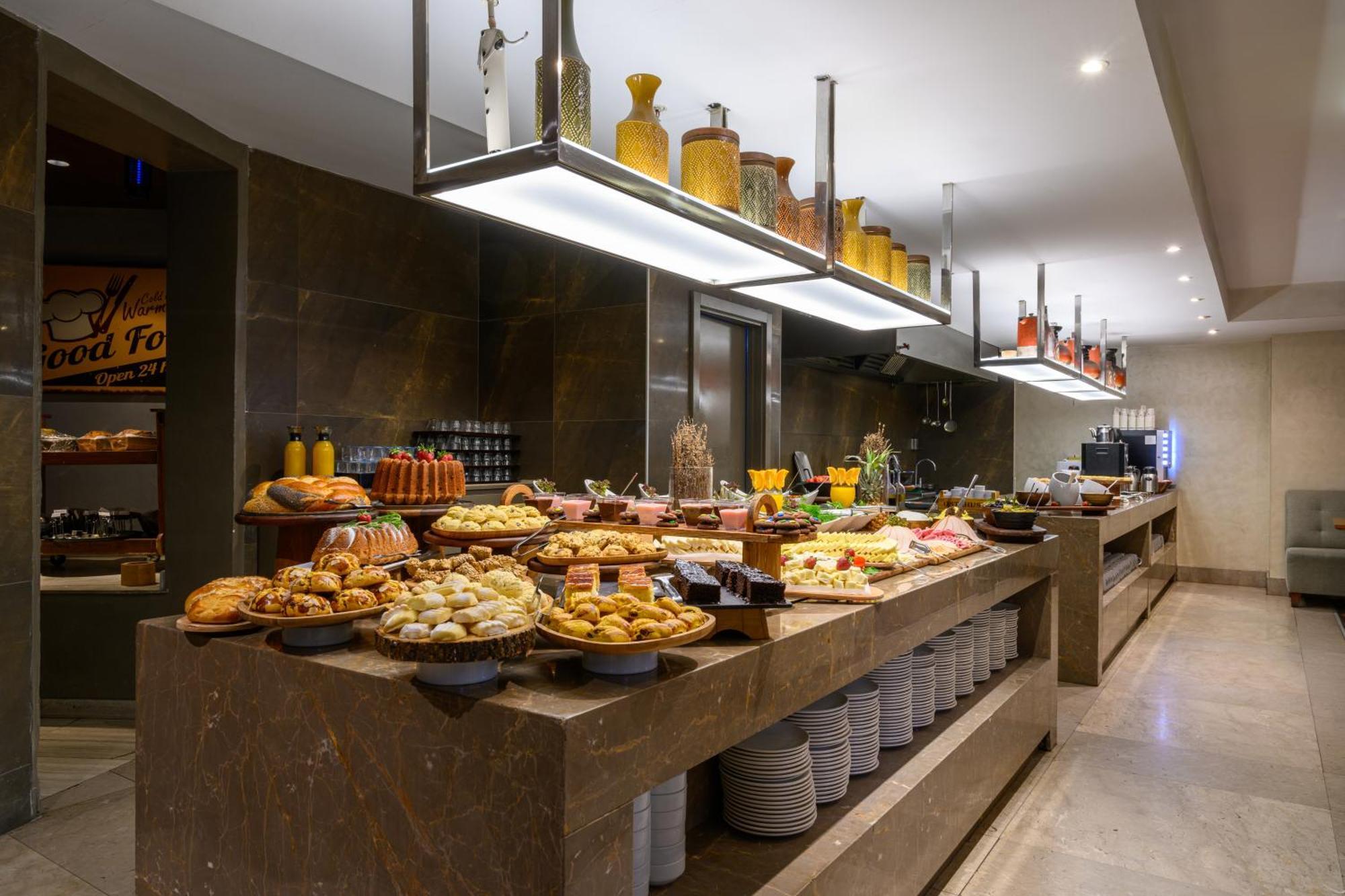 Ramada By Wyndham Grand Bazaar Стамбул