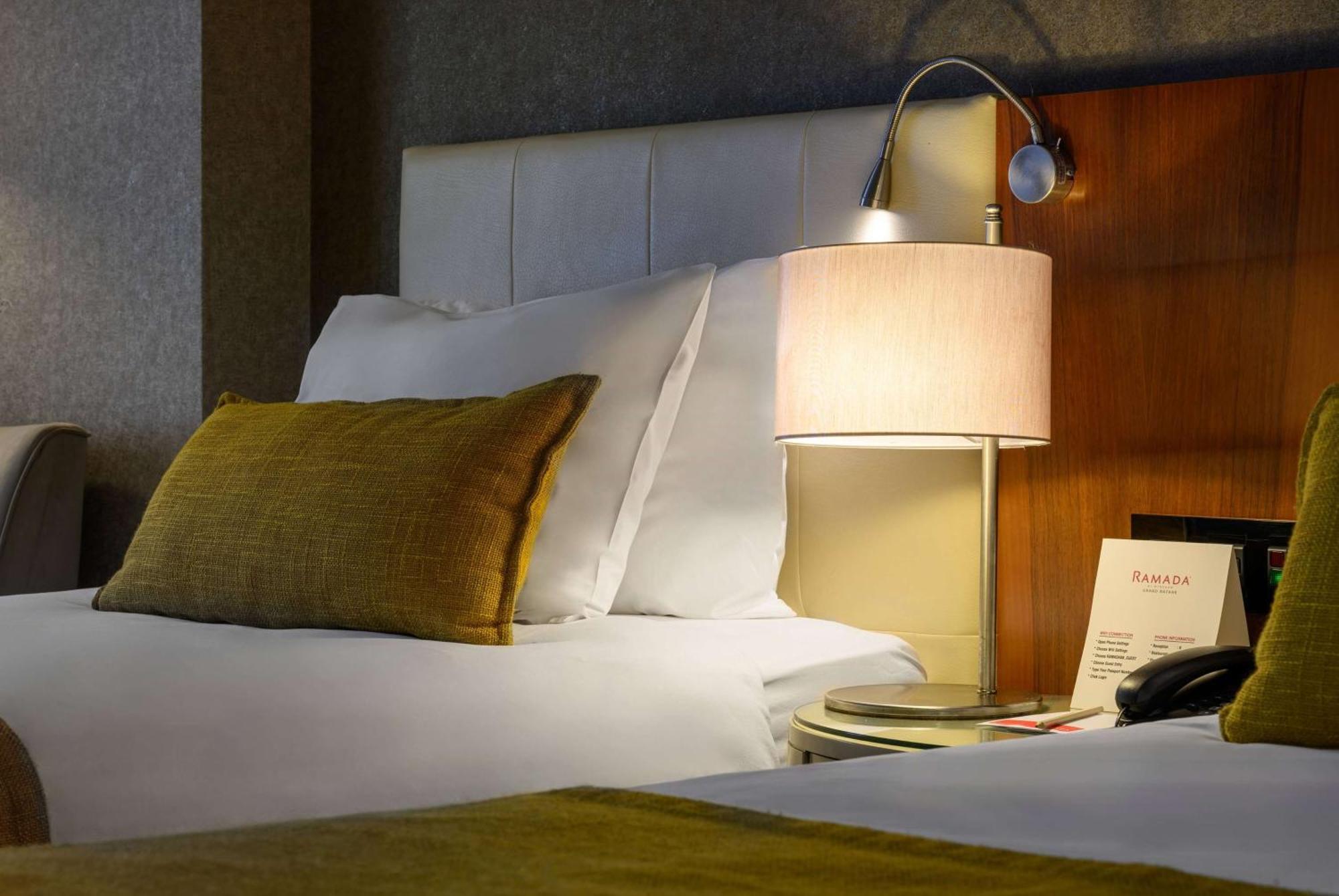 Отель Ramada By Wyndham Grand Bazaar Стамбул