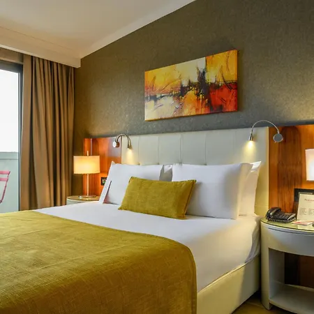 Ramada By Wyndham Istanbul Grand Bazaar Hotel Exterior photo